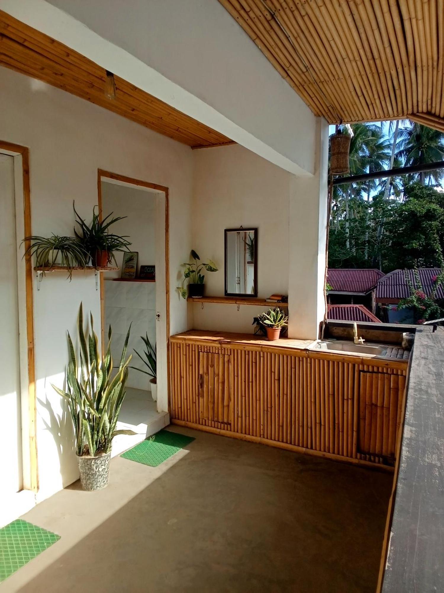 Lazy Juan Beach House Nacpan El Nido Exteriör bild
